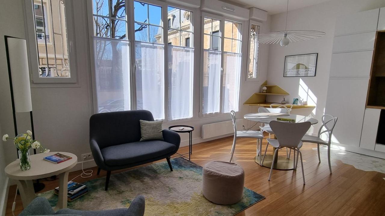 Au 53, Sous Le Chartil Apartment Reims Exterior photo